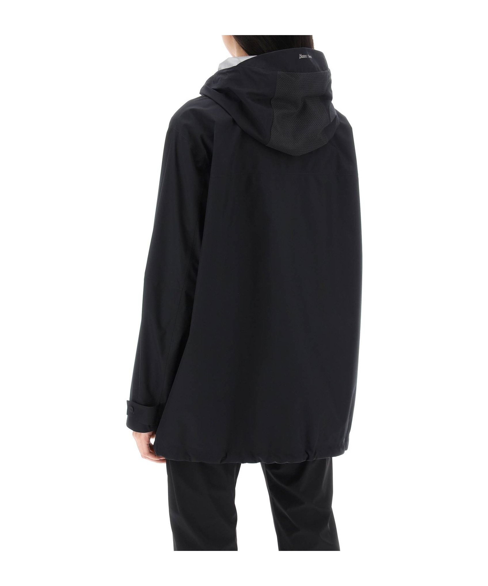 Herno Lightweight Gore-tex Jacket In Black