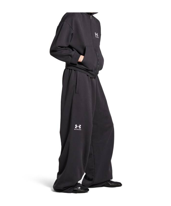 BALENCIAGA WOMEN'S UNDER ARMOUR ZIP-UP HOODIE REGULAR FIT IN BLACK/WHITE 