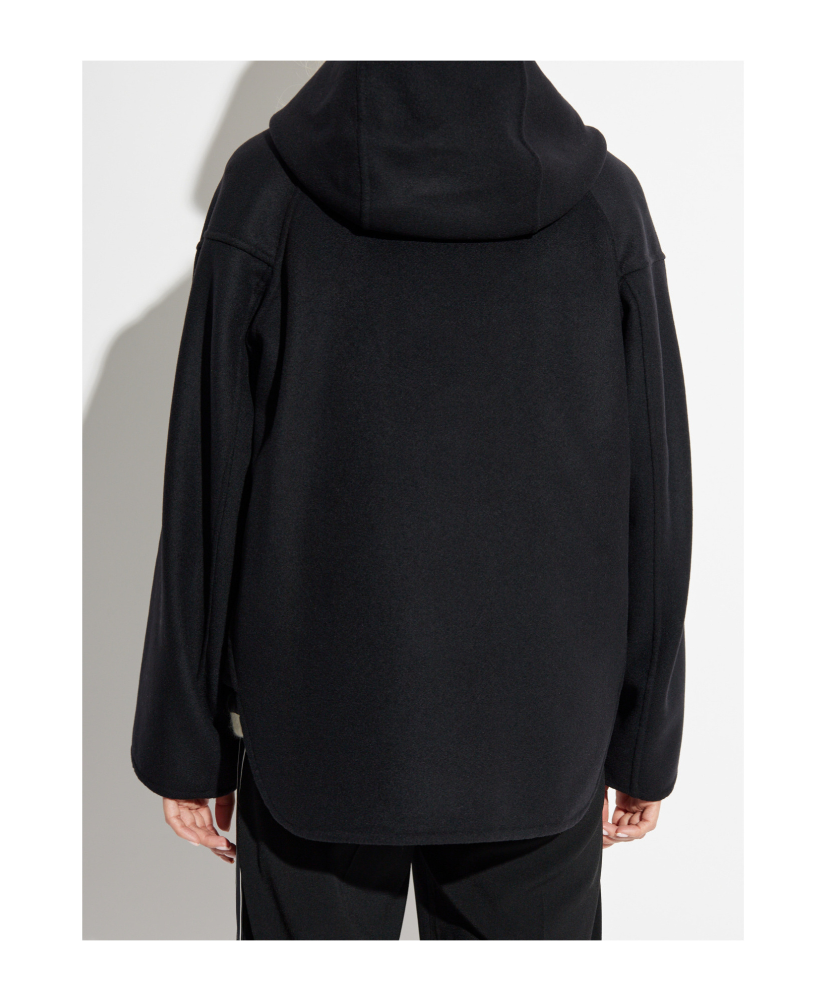 Moncler Long-sleeved Casual Jacket In Black