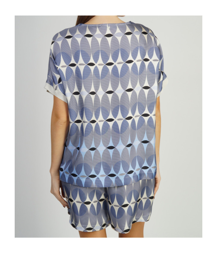 Lorena Antoniazzi Geometric-print Silk T-shirt In Gray