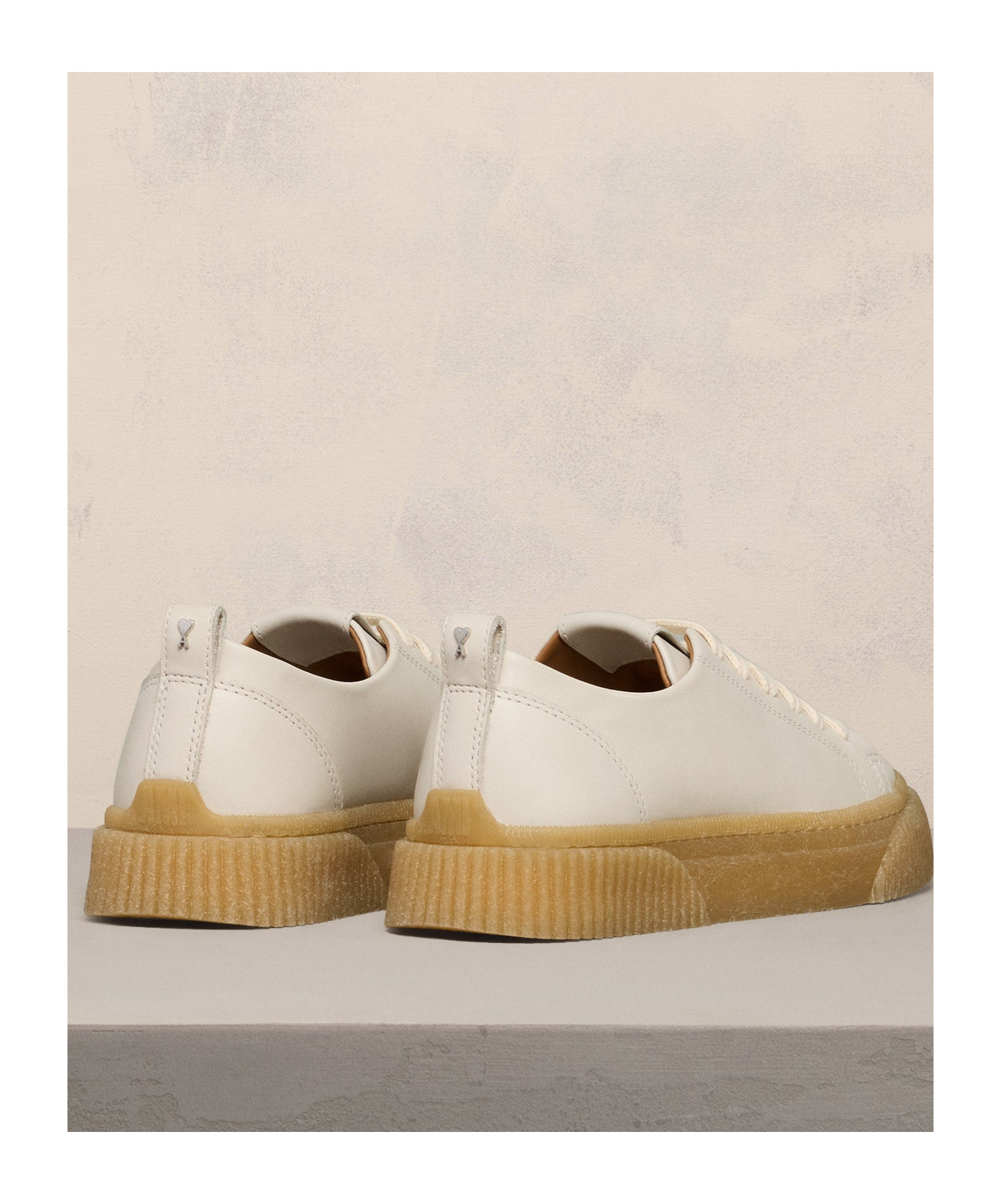 Ami Alexandre Mattiussi Lace-up Sneakers White In Nude