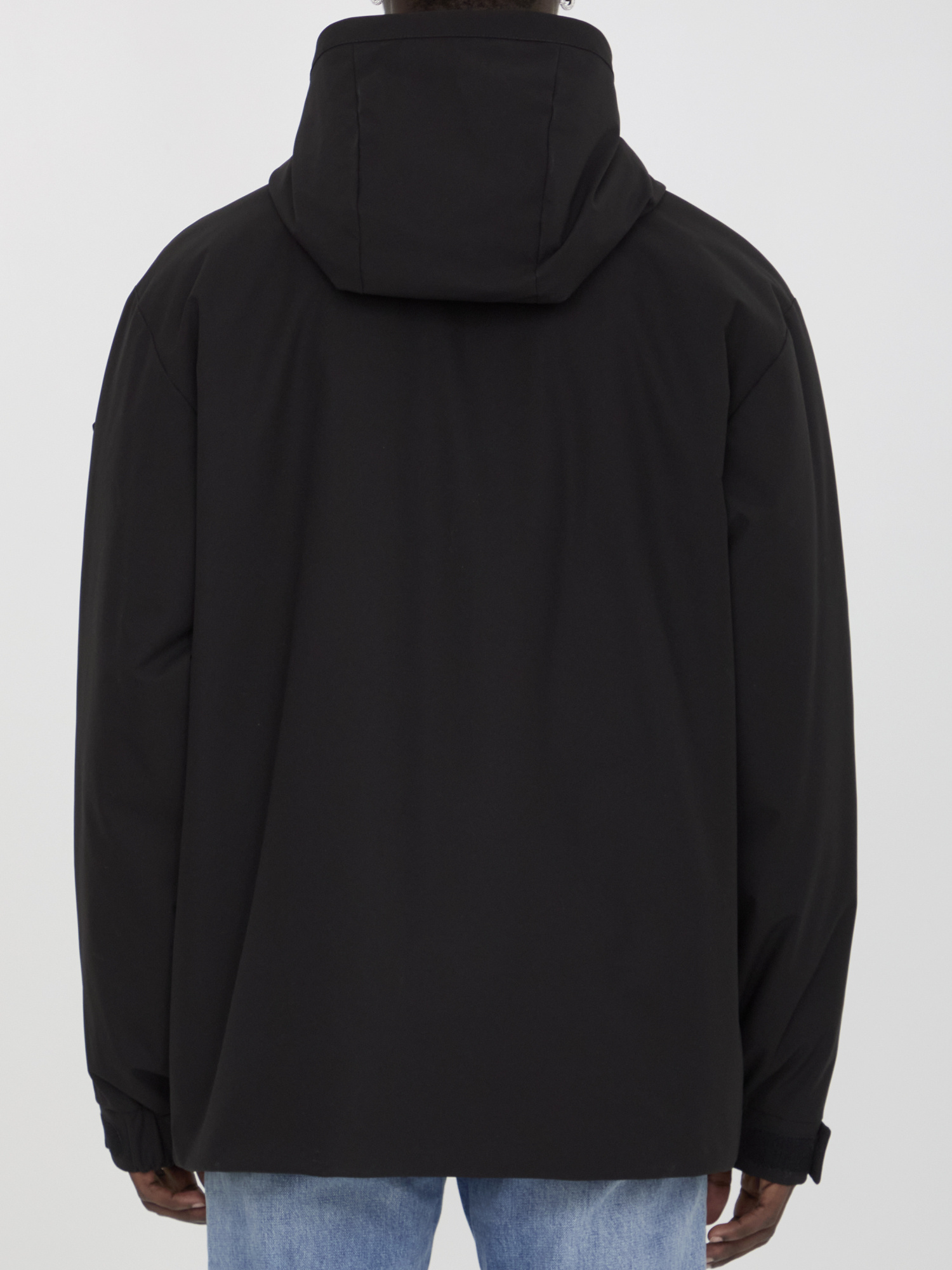 Moncler Hooded Casual Jacket In Black