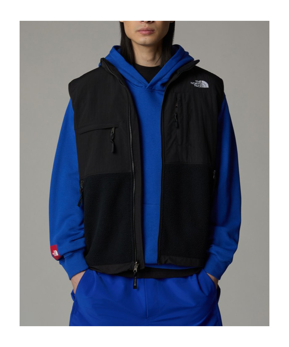 The North Face Vests With Logo In Black