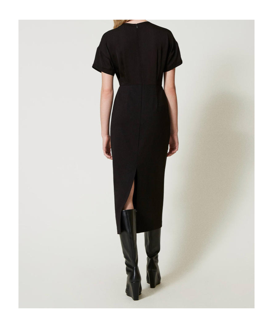 Twinset Oval T-shaped Waist Mid-length Dress In Black