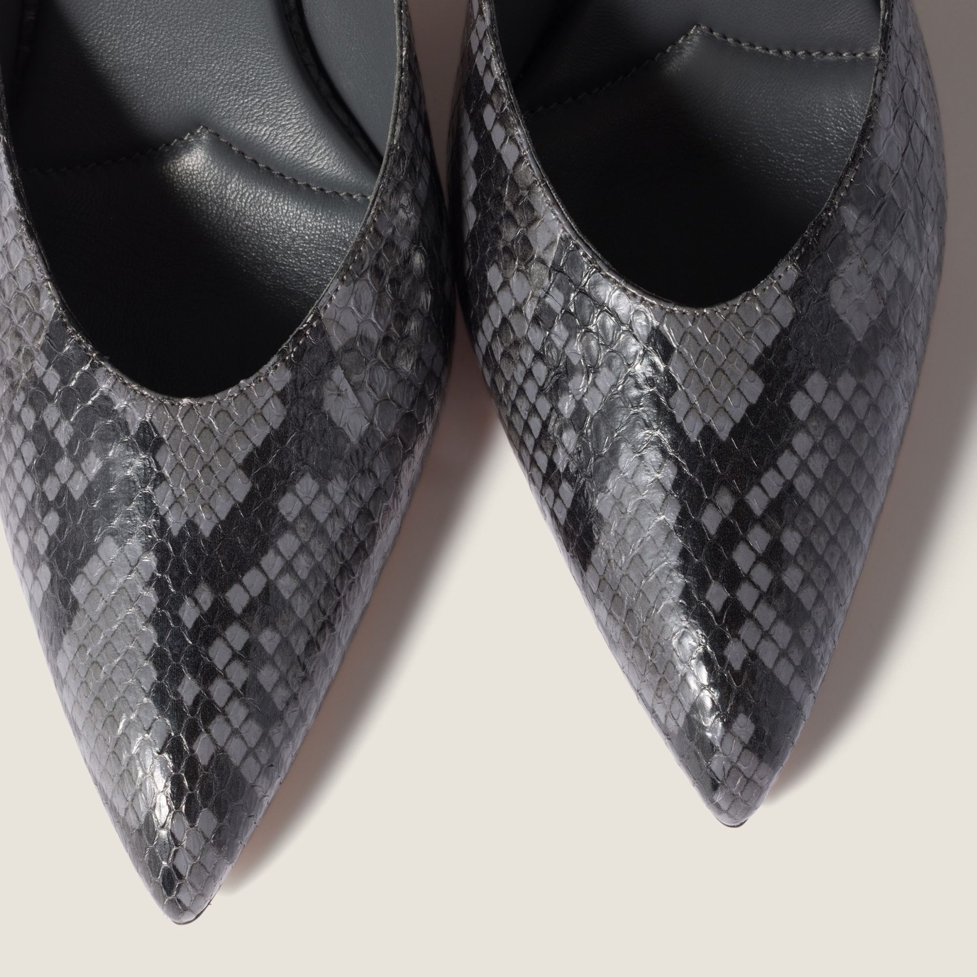 Miu Miu Python-print Ayers Leather Pumps In Black