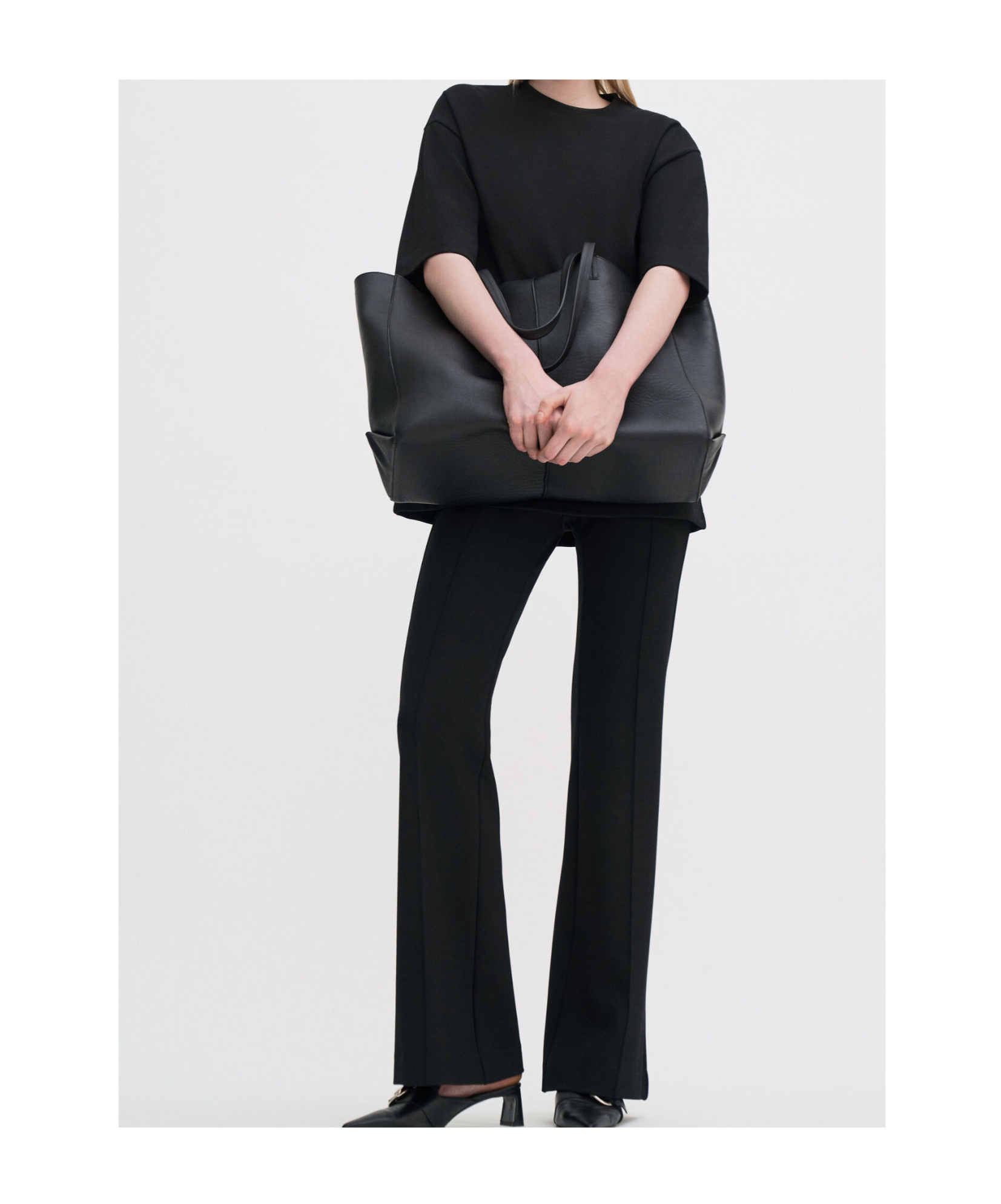 Filippa K Trousers Black In Black