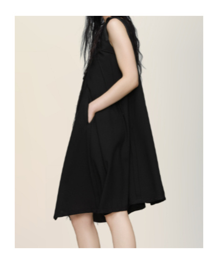 Maison Margiela Sleeveless Asymmetric Midi Dress In Black