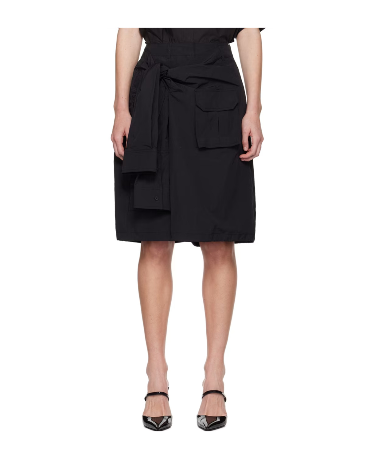 Juunj Wraparound Tie-up Shorts In Black