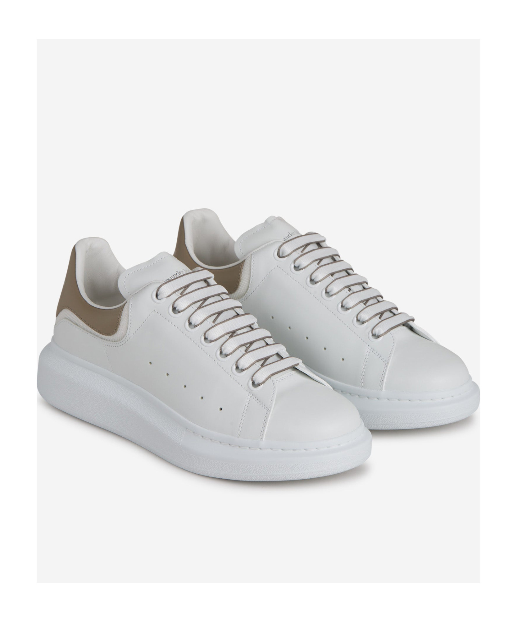 Alexander Mcqueen Larry Low-top Sneakers In White