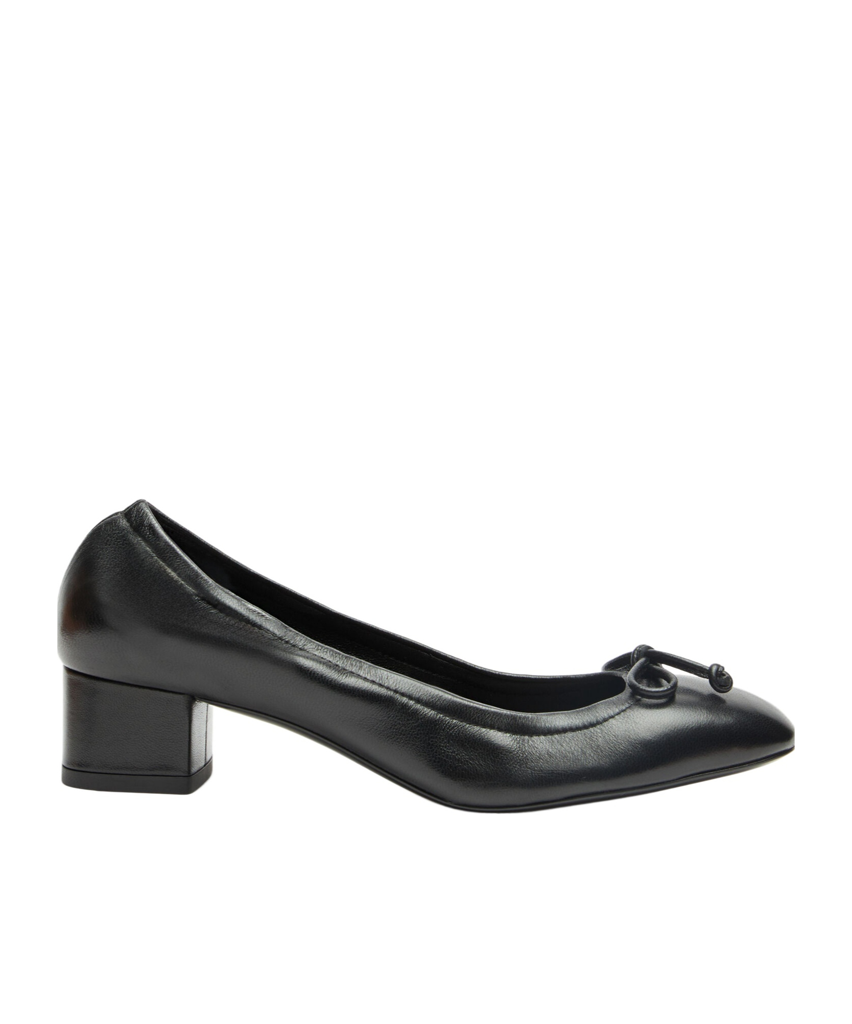 Stuart Weitzman Bria 35 Ballet Heels In Black