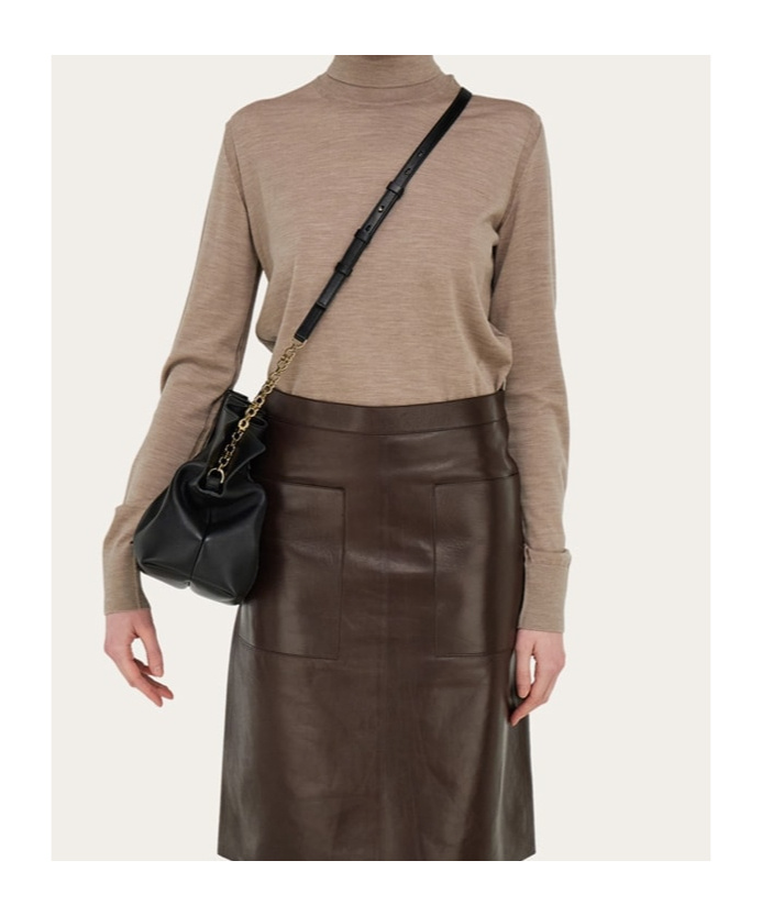 Ferragamo Soft Bag (m) In Black