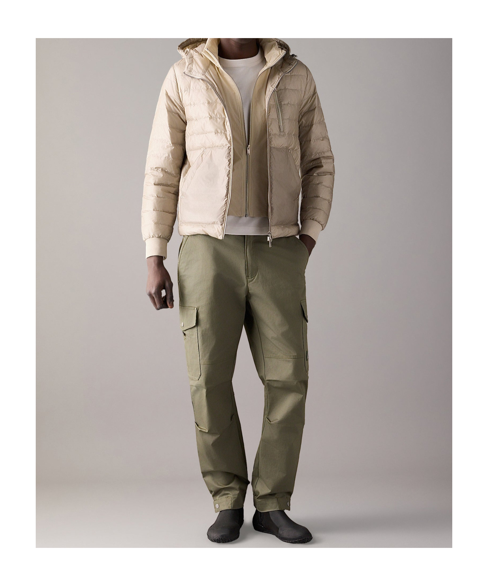 Moose Knuckles Long-sleeved Down Jacket In Neutral