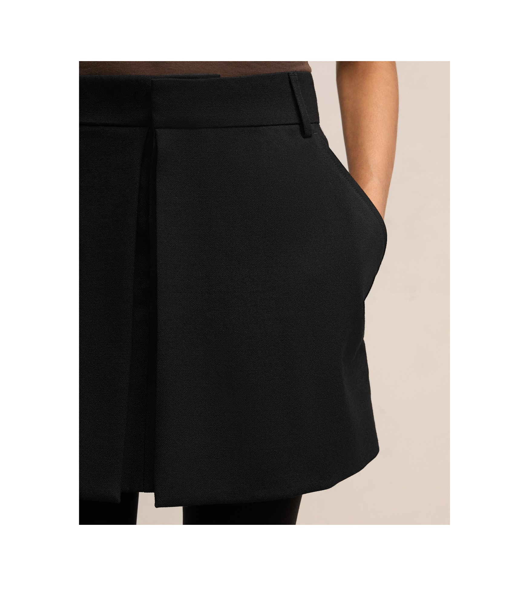 Ami Alexandre Mattiussi Ami Paris Concealed-fastened Mini Skirt In Black