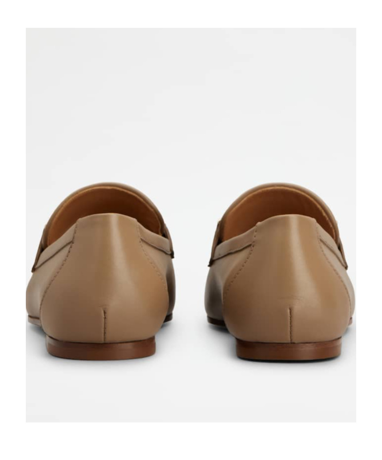 Tod's Leather Loafers In Brown