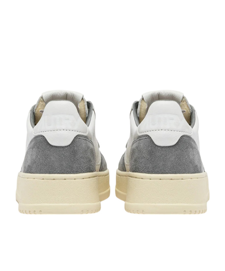 Autry Lace-up Low-cut Sneakers In White