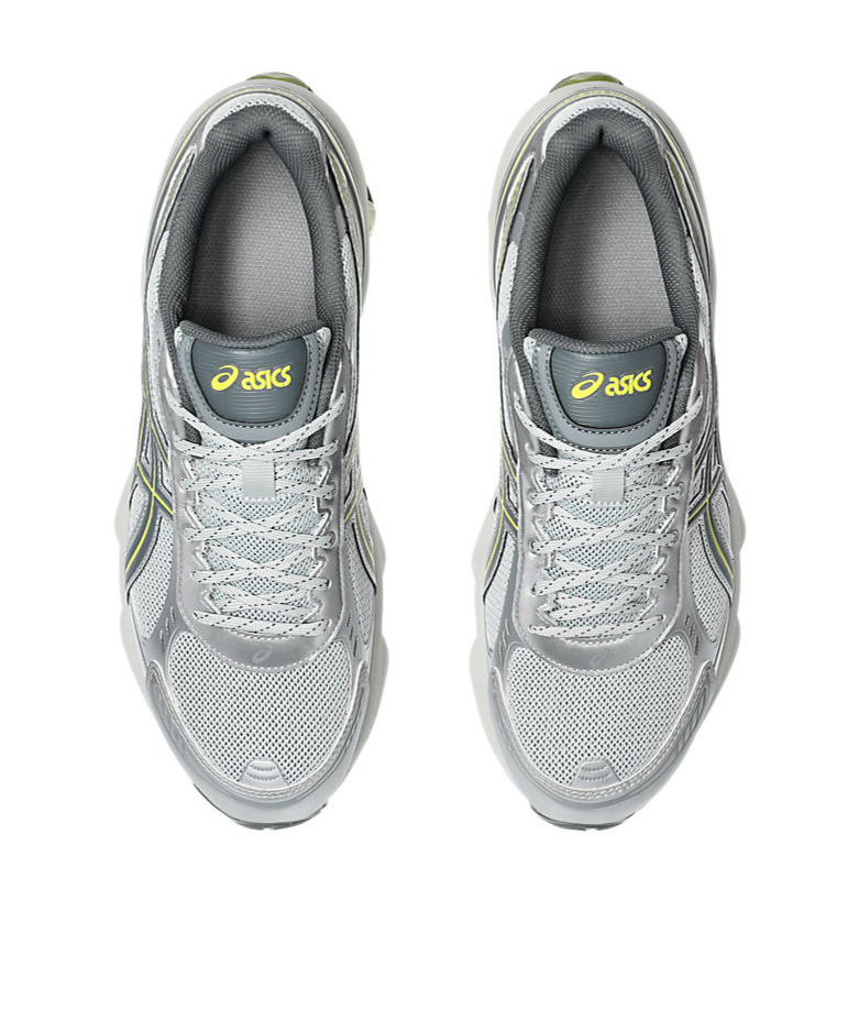 Asics Gel-kinetic Fluent Sneakers In White
