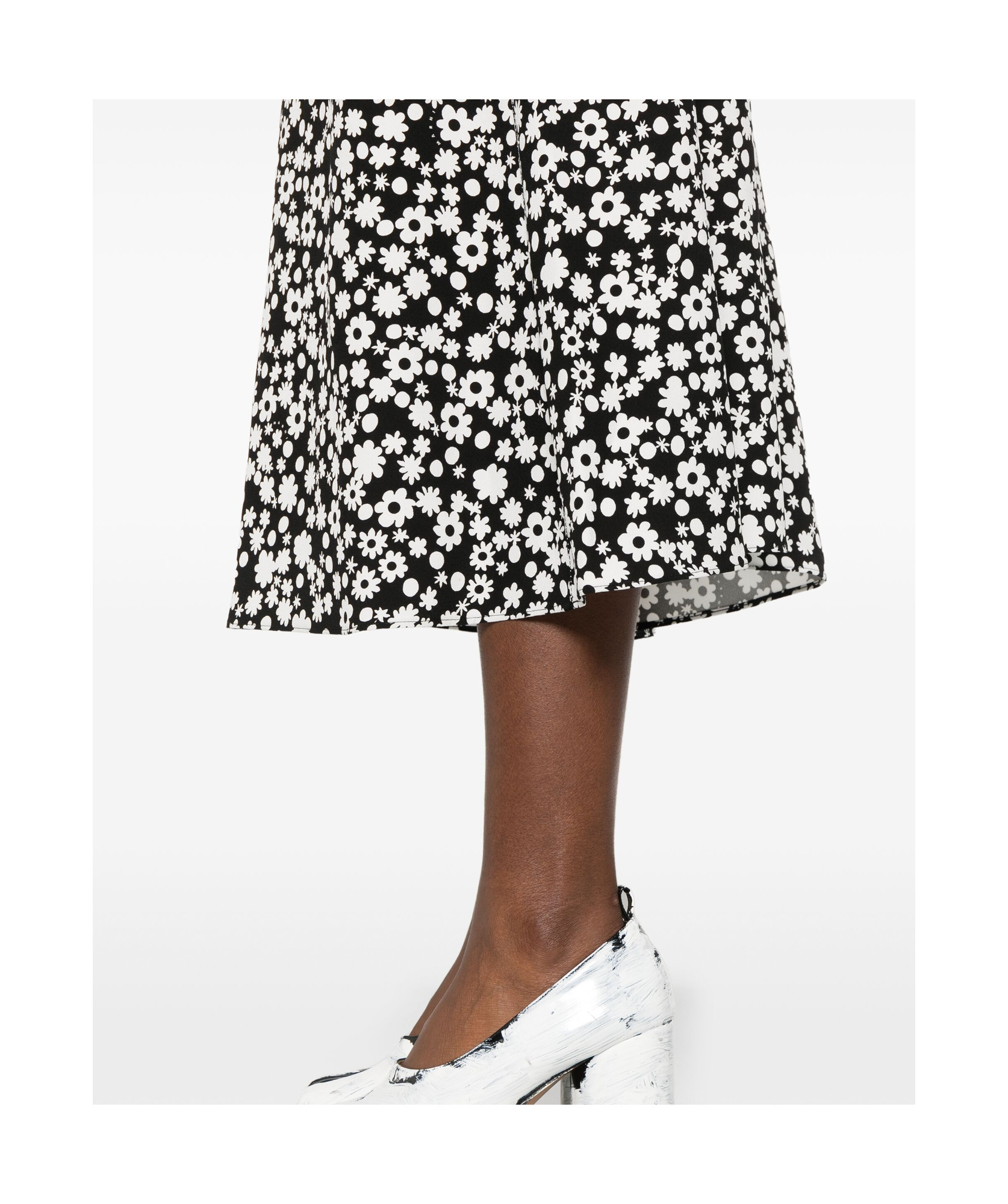 Marni Floral-print Midi Skirt In Black