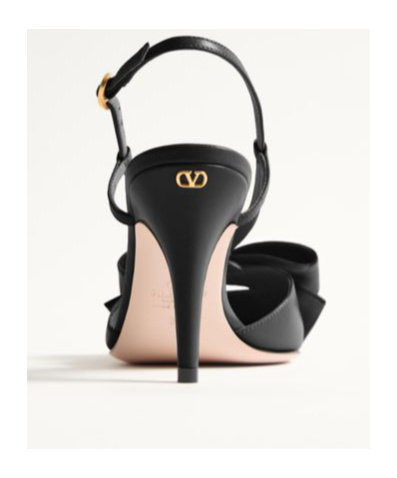Valentino Mid Heel Bow Detail Slingback Pumps In Black