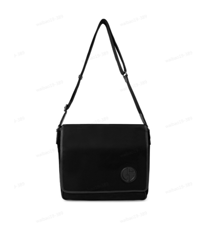 GIORGIO ARMANI LOGO DETAILS CROSS-BODY BAG