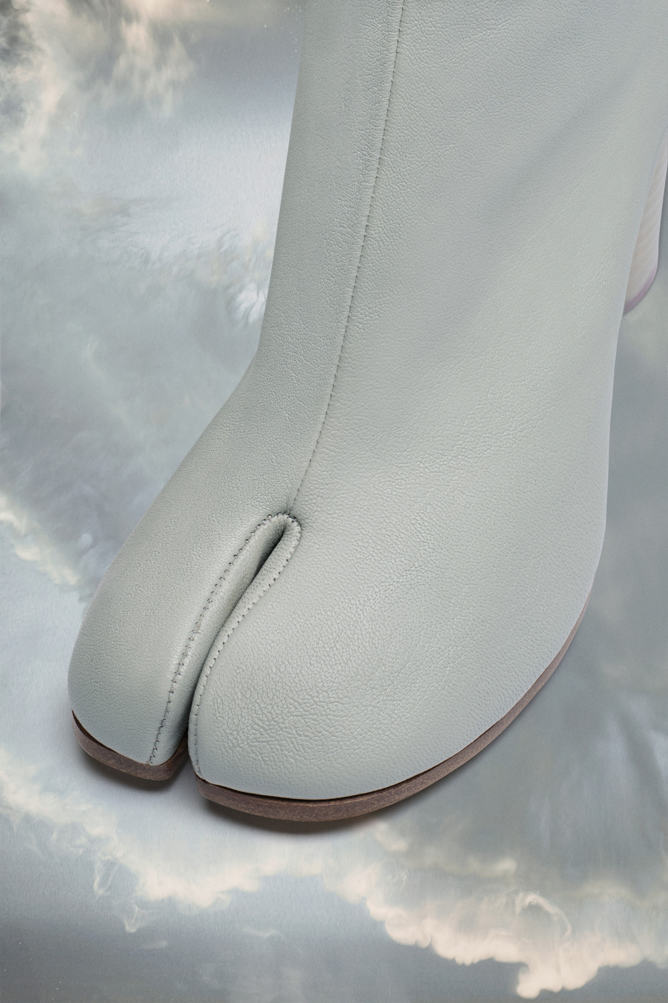 Maison Margiela Tabi 80mm Leather Ankle Boots In Gray
