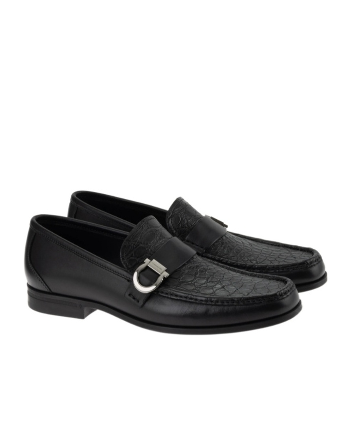 Ferragamo Loafer With Gancini Ornament In Black