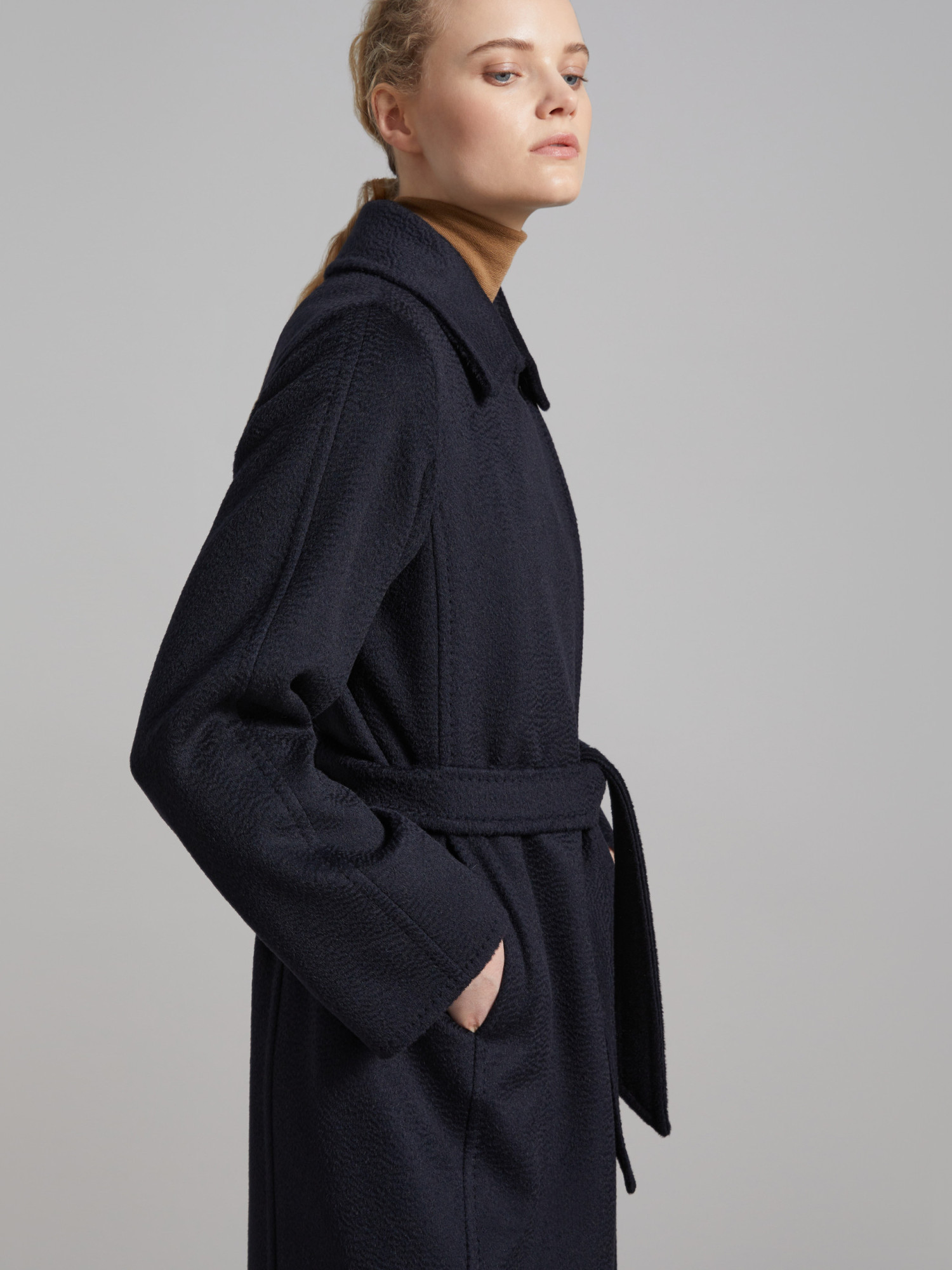 Max Mara Collared Belted Coat In Black