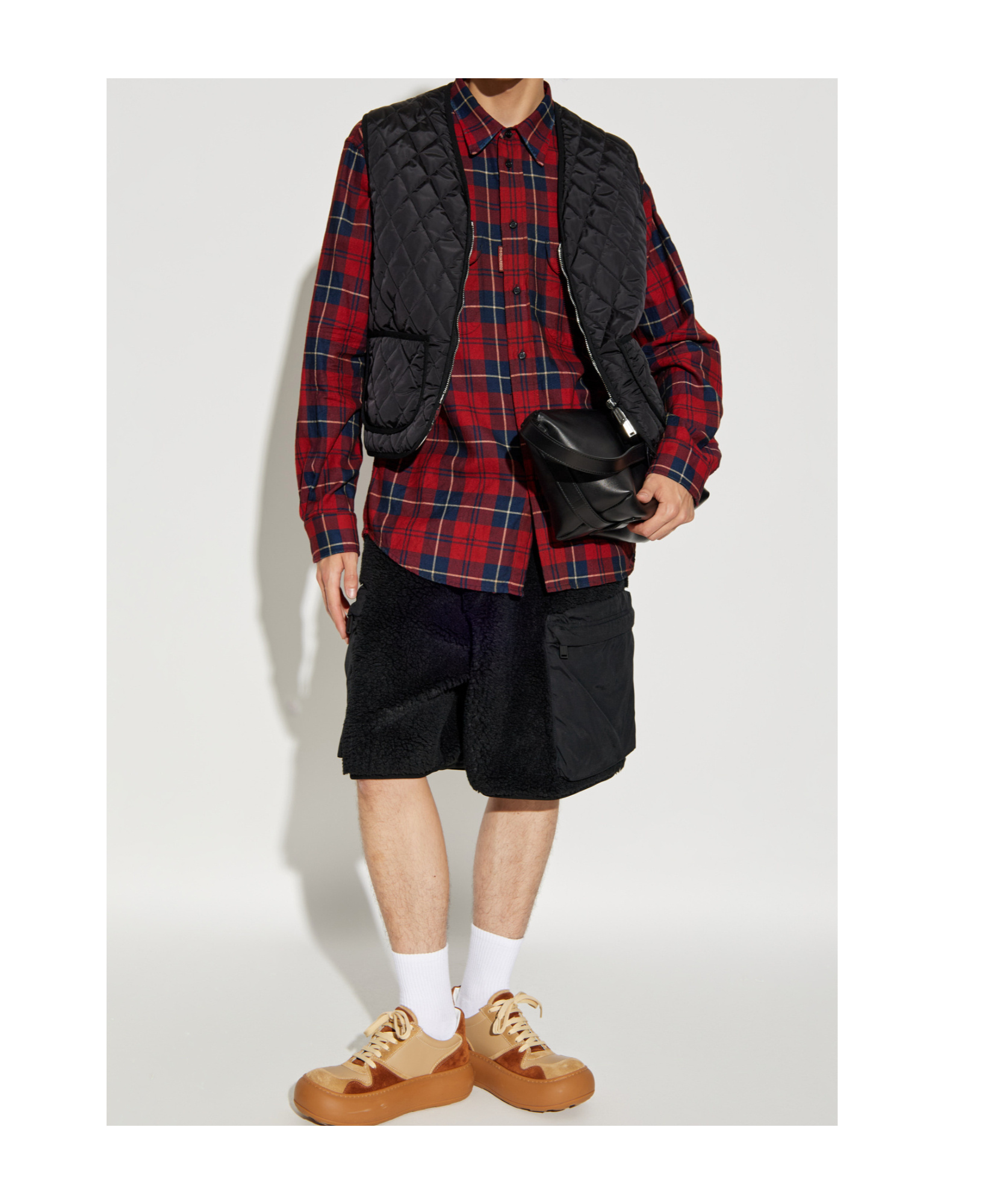 Dsquared2 Elastic Waist Shorts In Black