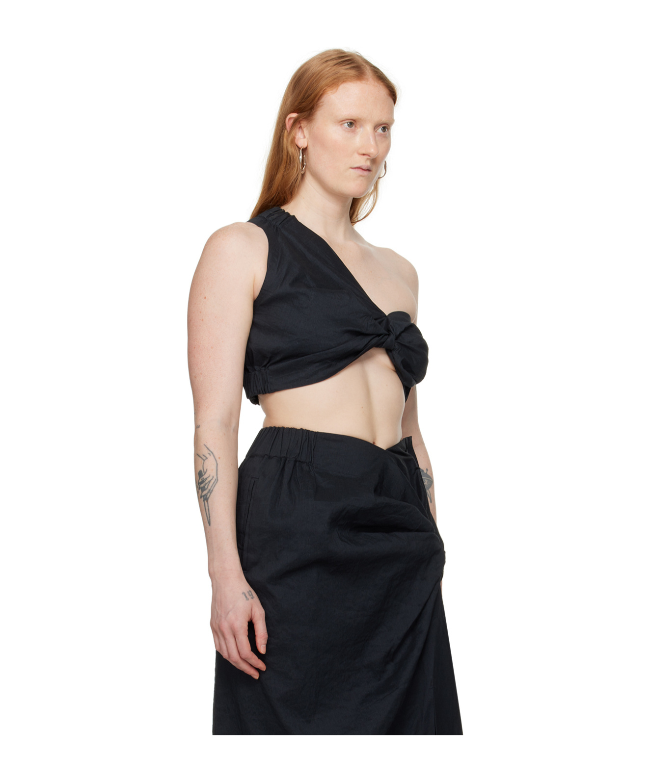 Issey Miyake Twist-pleated Top In Black