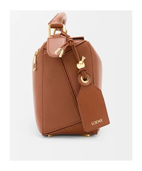 Loewe Zippered Shoulder Bag In Brown
