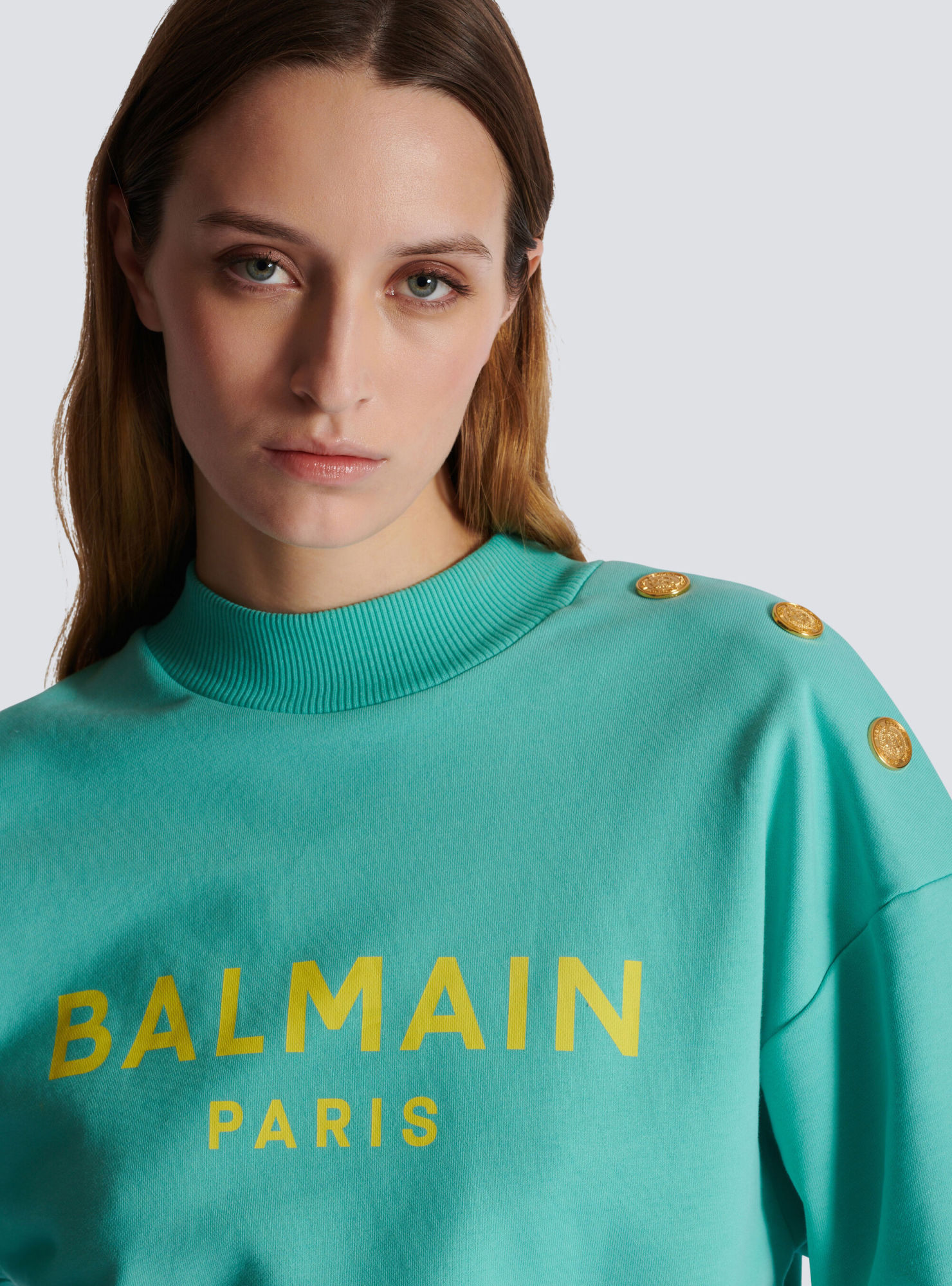 Balmain Logo-print Cropped Sweatshirt In Green