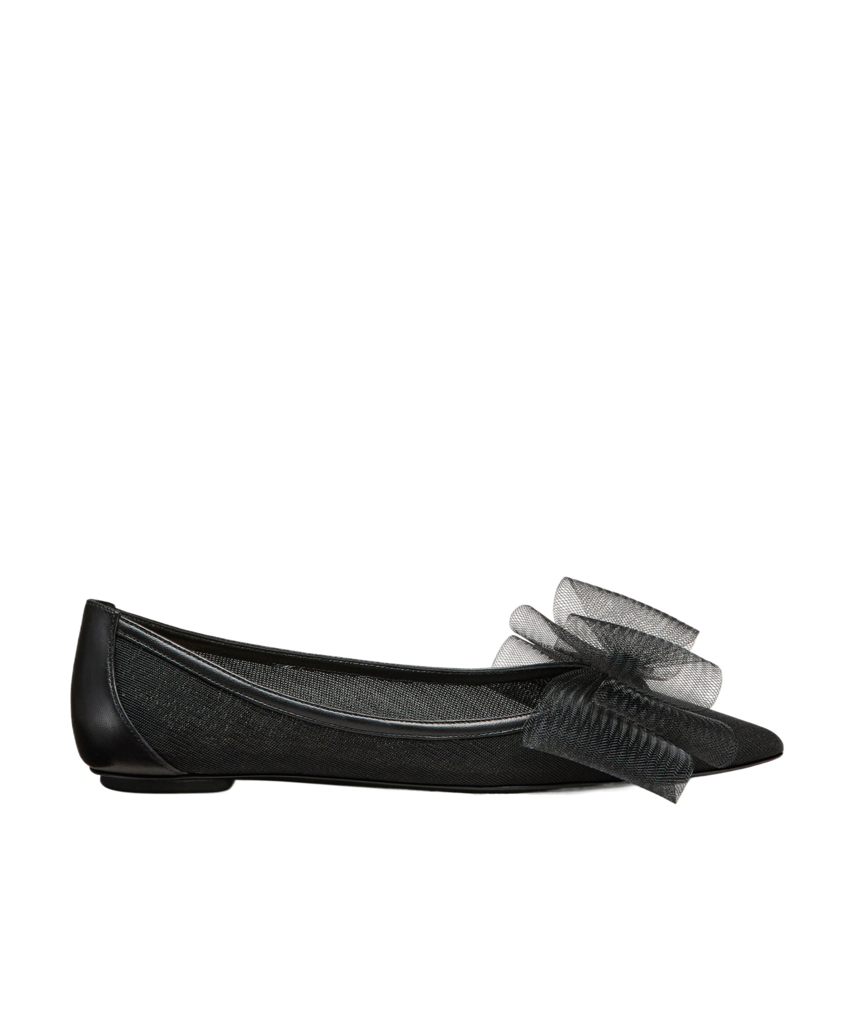 Stuart Weitzman Blushing Bow Flat In Black