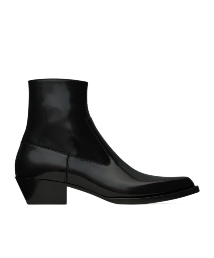 Saint Laurent Pointed Ankle Boots In Black