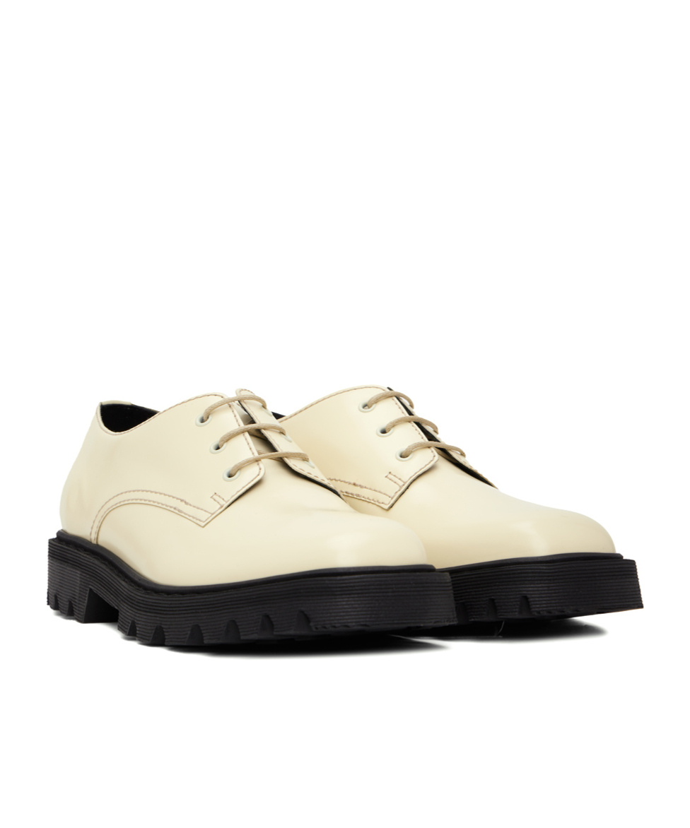 The Row Front Laced Derby Shoes In Nude
