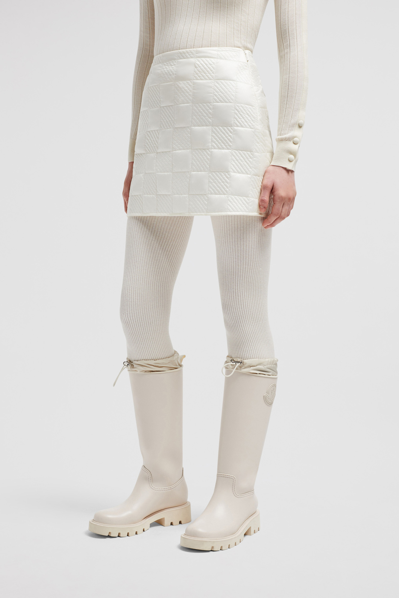 Moncler Logo-patch Quilted Mini Skirt In White