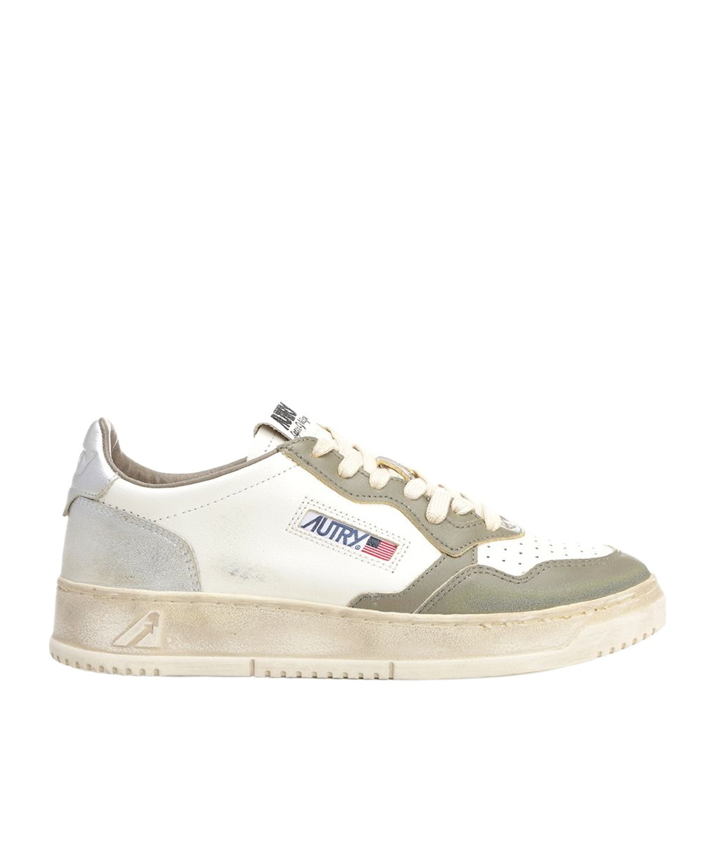 Autry Round Head Low-cut Casual Shoes In Nude