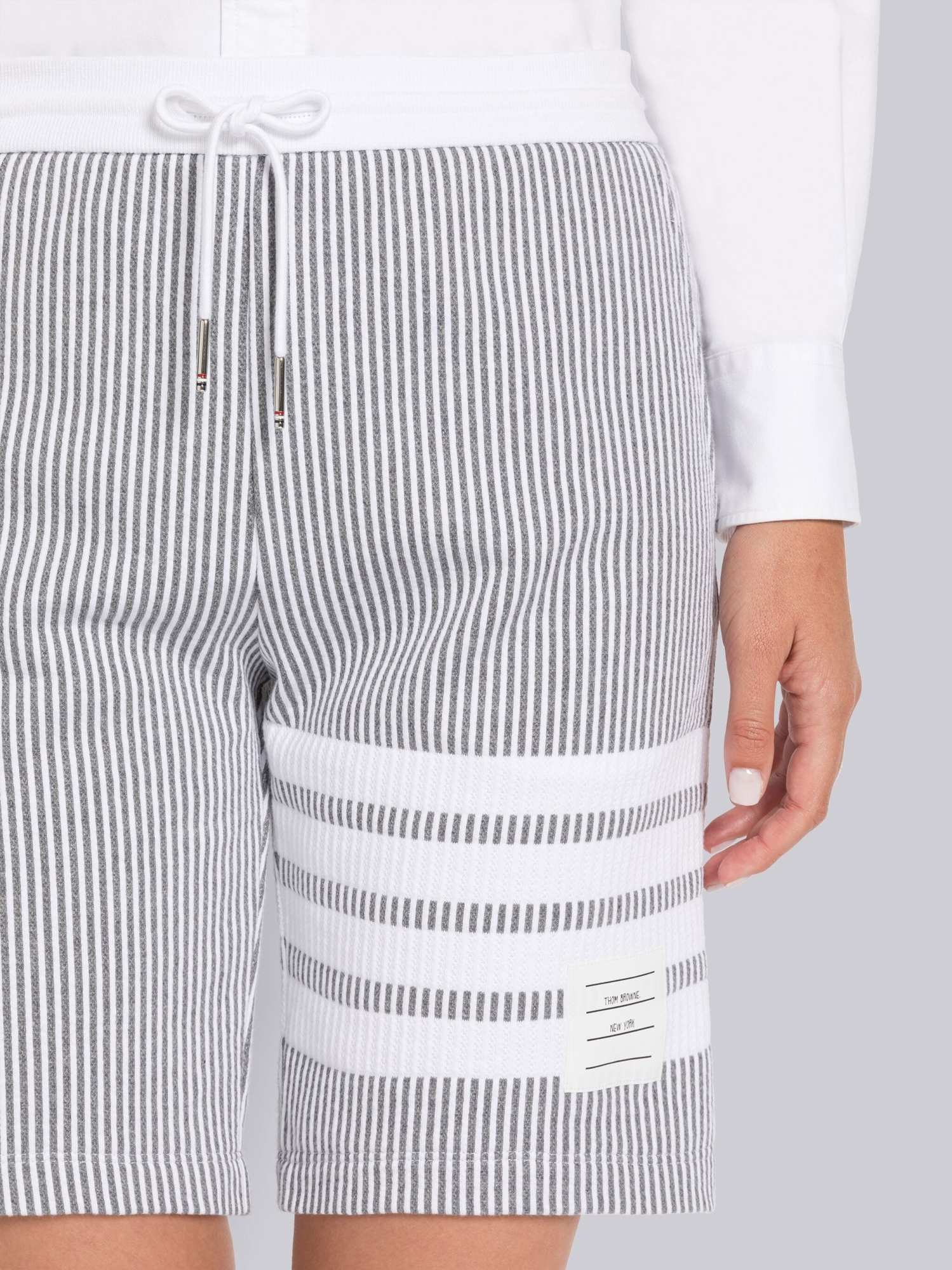 Thom Browne 4-bar Shorts In Gray