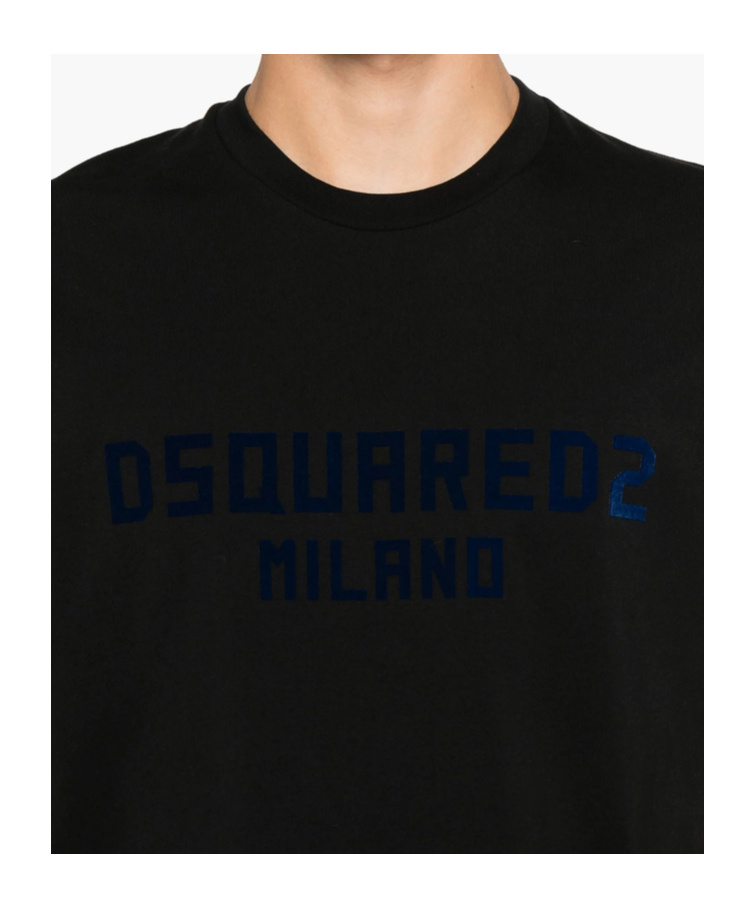 Dsquared2 Regular Fit Crew Neck Short Sleeve Top In Black