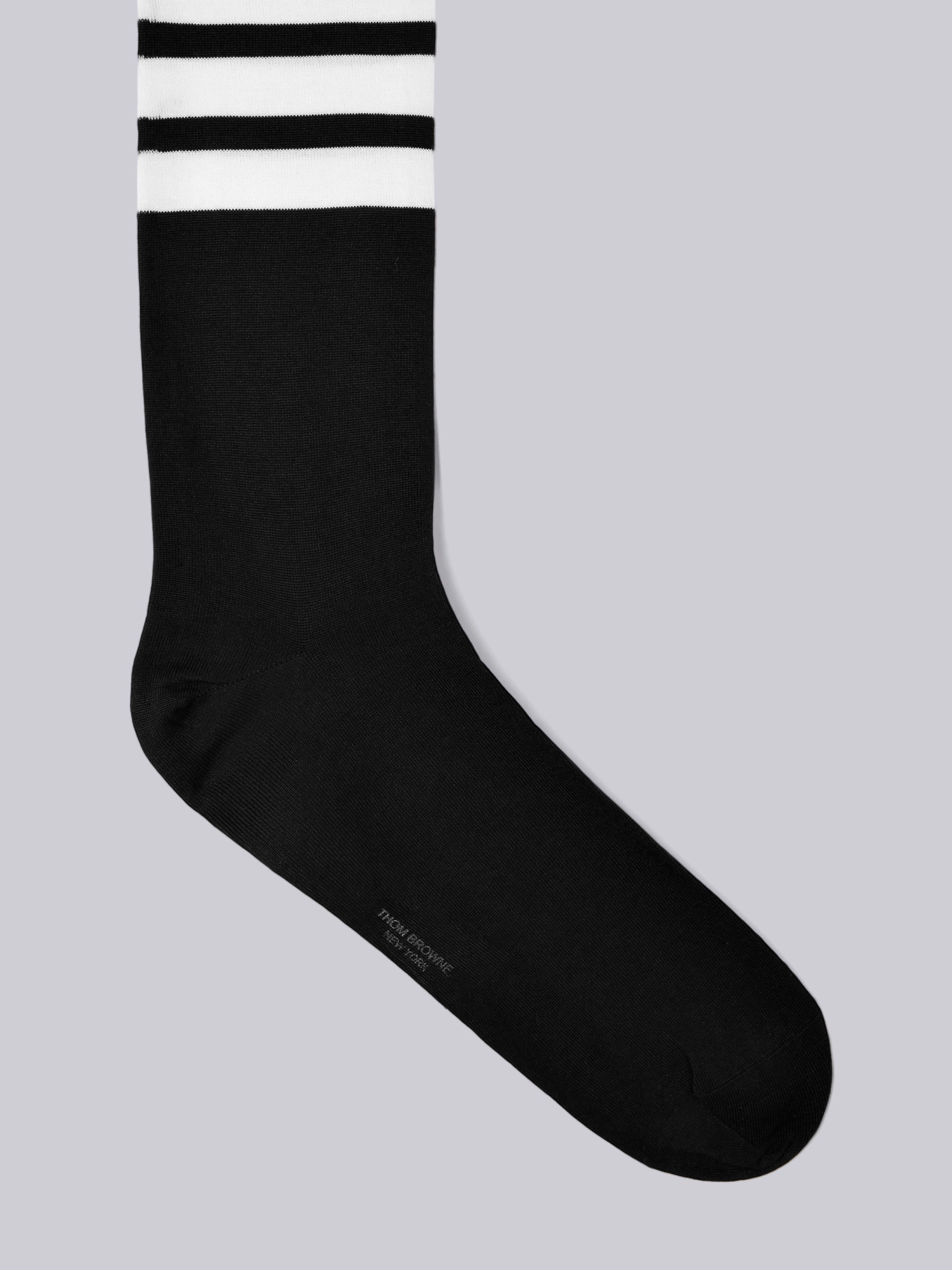 Thom Browne 4-bar Striped Socks In Black