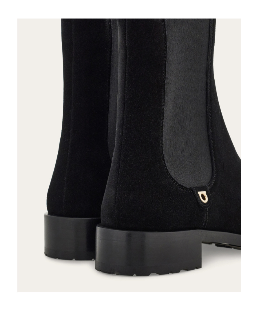 Ferragamo Chelsea Boot In Black