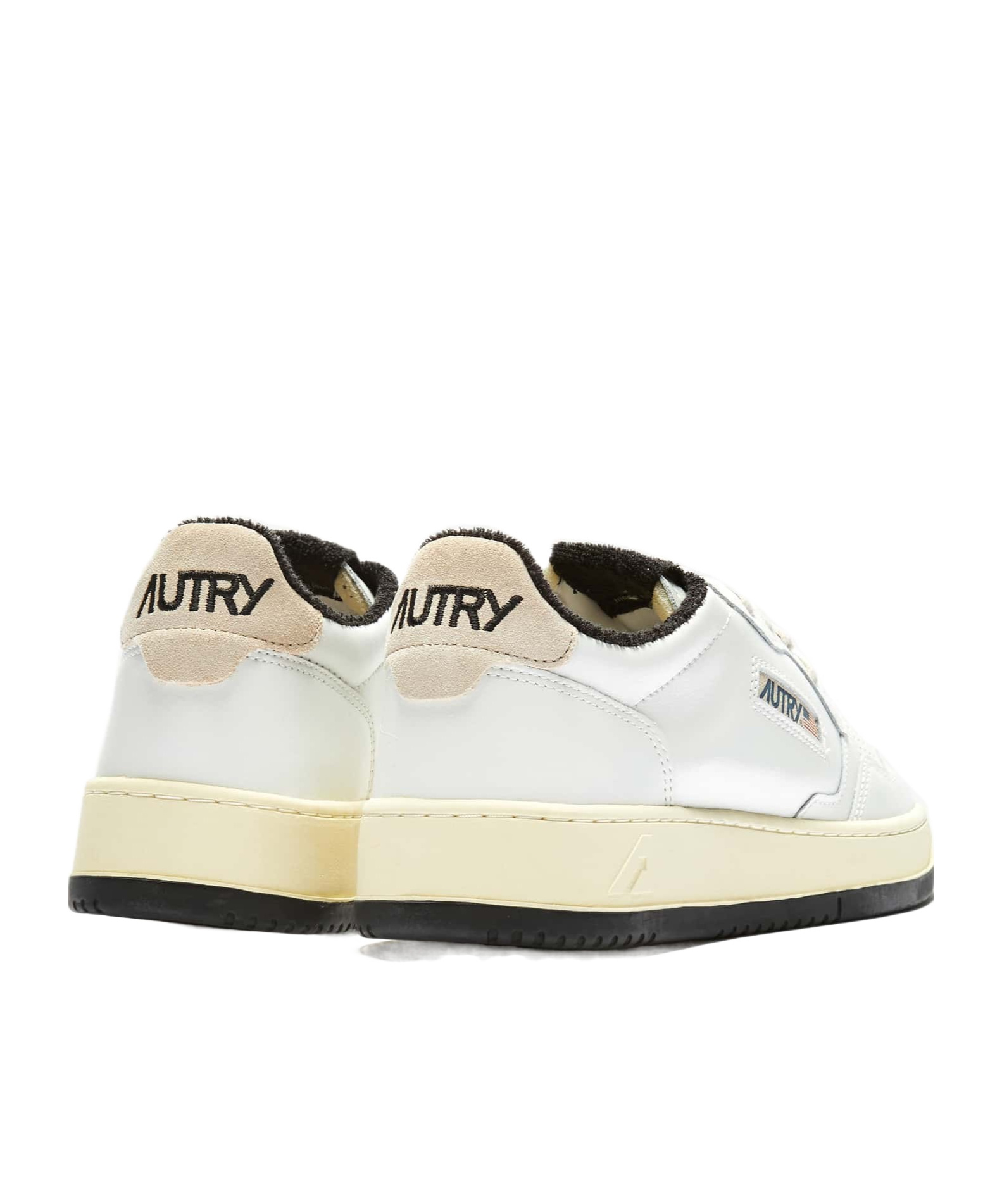 Autry Medalist Lace-up Sneakers In White