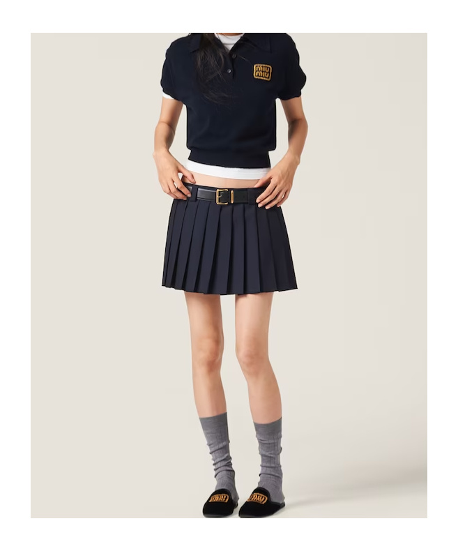 Miu Miu Logo-patch Pleated Mini Skirt In Black
