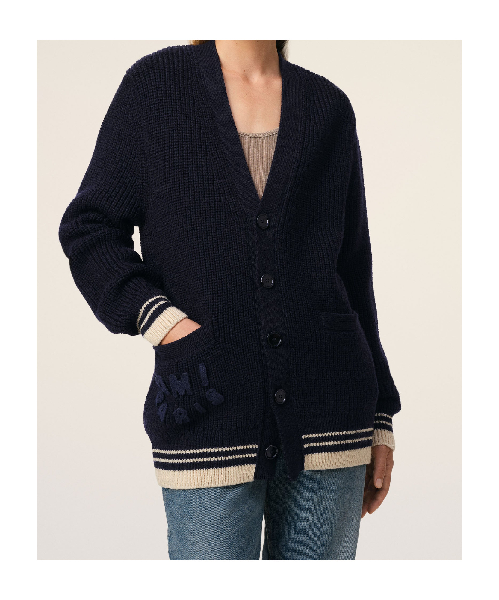 Ami Alexandre Mattiussi Ami Logo Detailed Long Sleeved Knitted Cardigan In Black