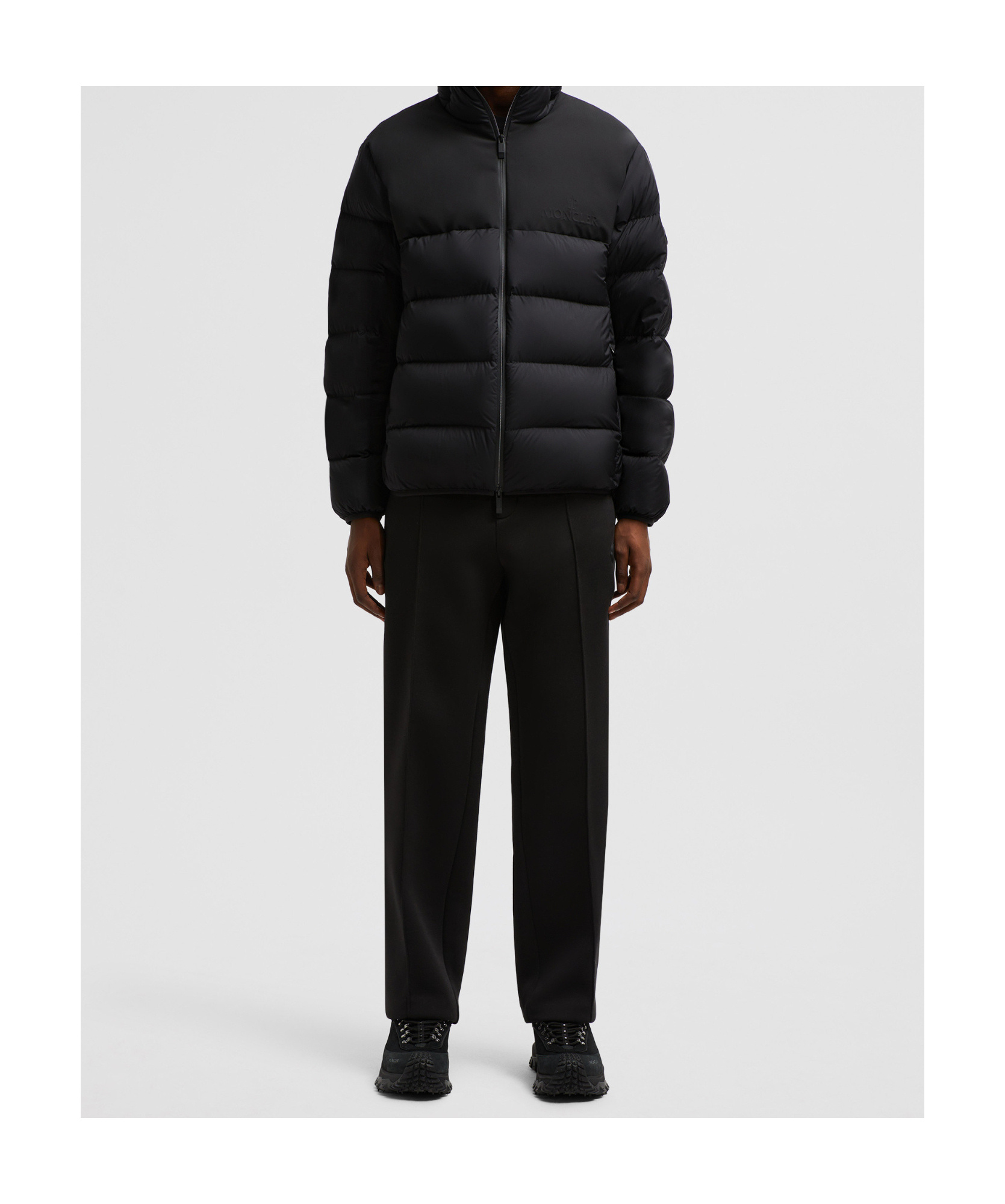 Moncler Men's Veumont Down Jacket In Black