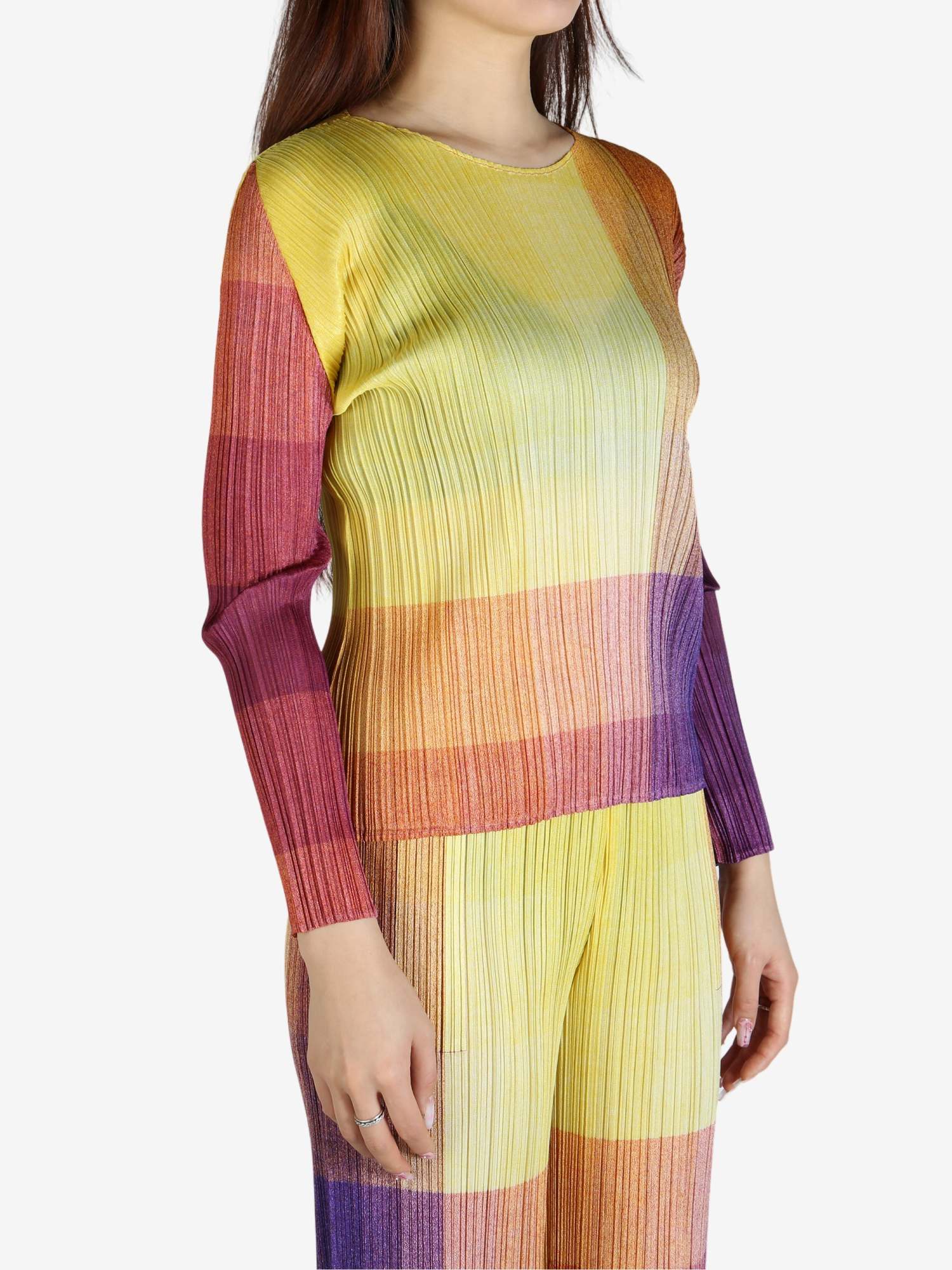 Shop Issey Miyake Photon T-shirt In Yellow