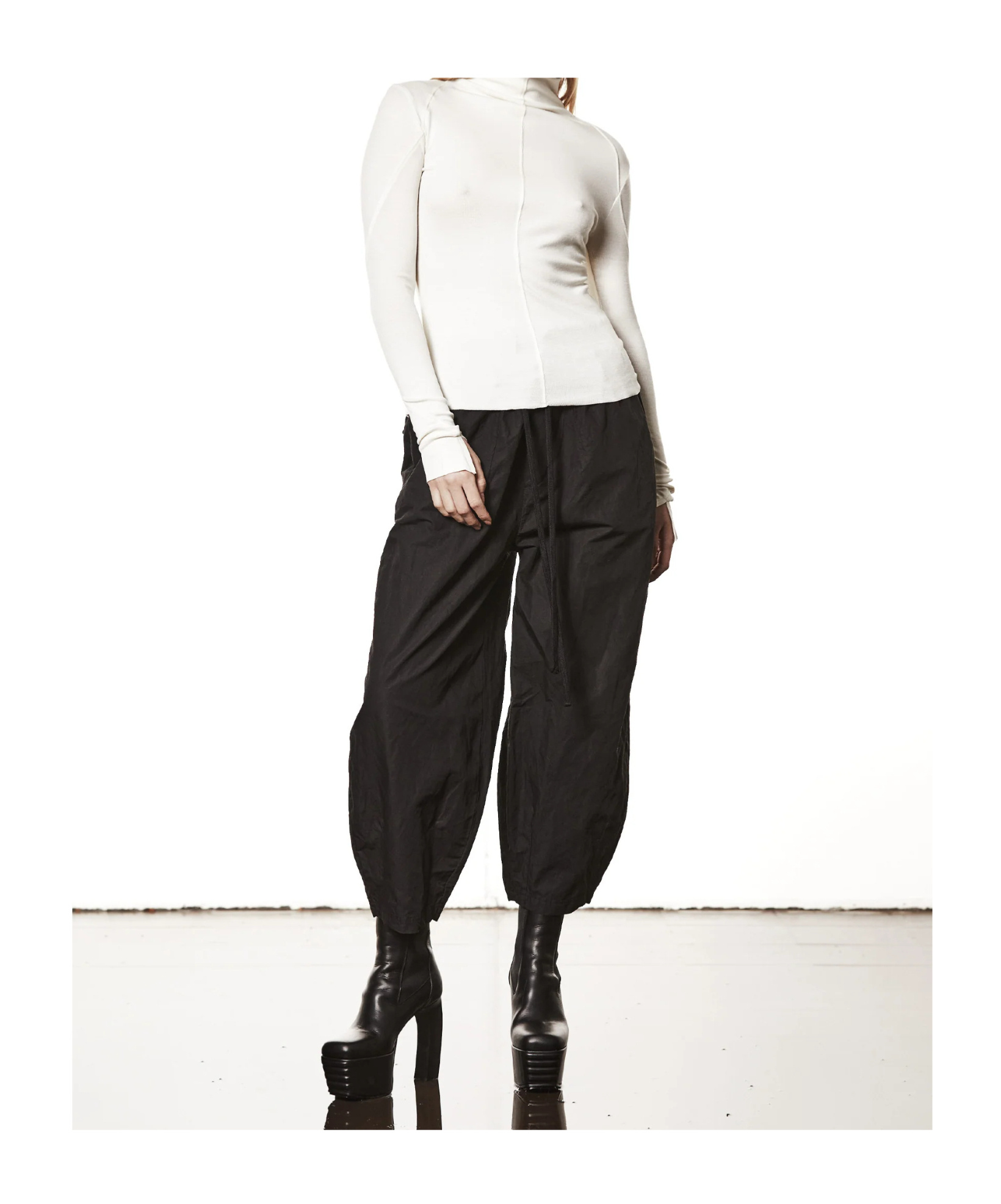 Thom Krom Longsleeve In Neutral