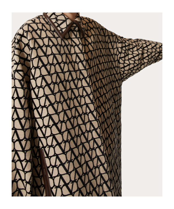 Valentino Logo Jacquard Canvas Shirt Jacket In Nude