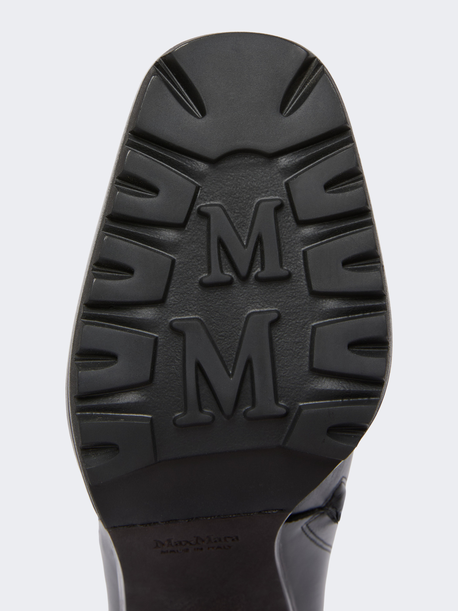 Max Mara Smooth Leather Booties In Black