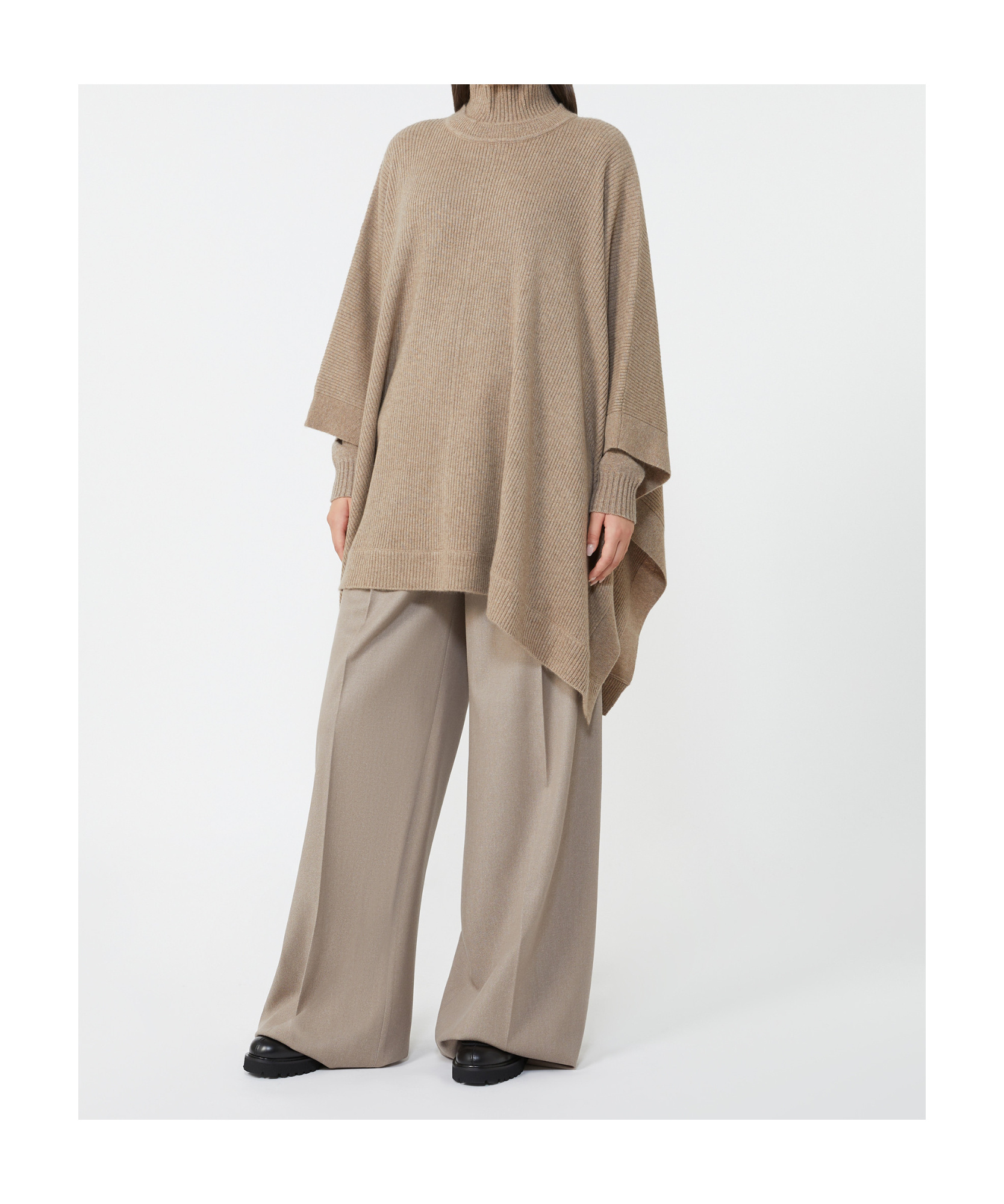 Max Mara Cashmere Cape In Neutral