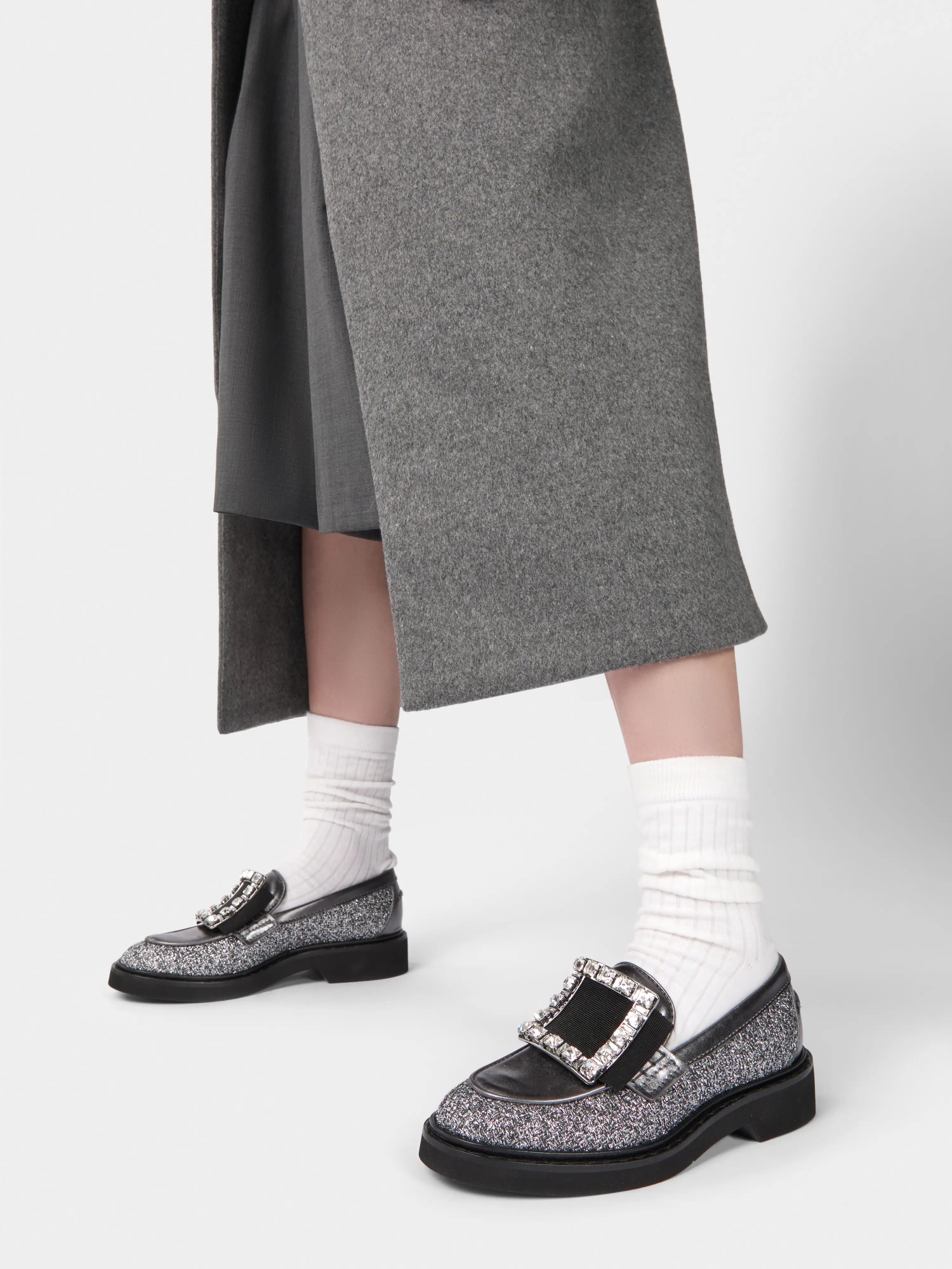Roger Vivier Low Shoes In Black