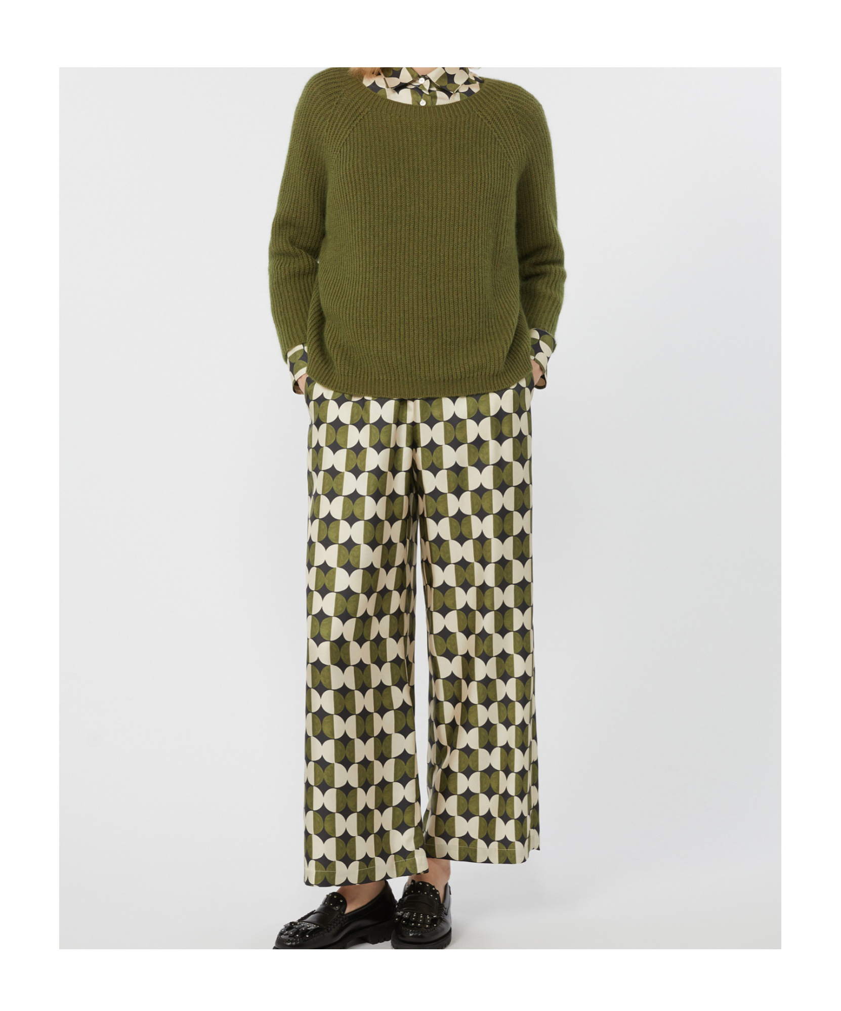 Weekend Max Mara Crew Neck Long Sleeve Sweater In Green